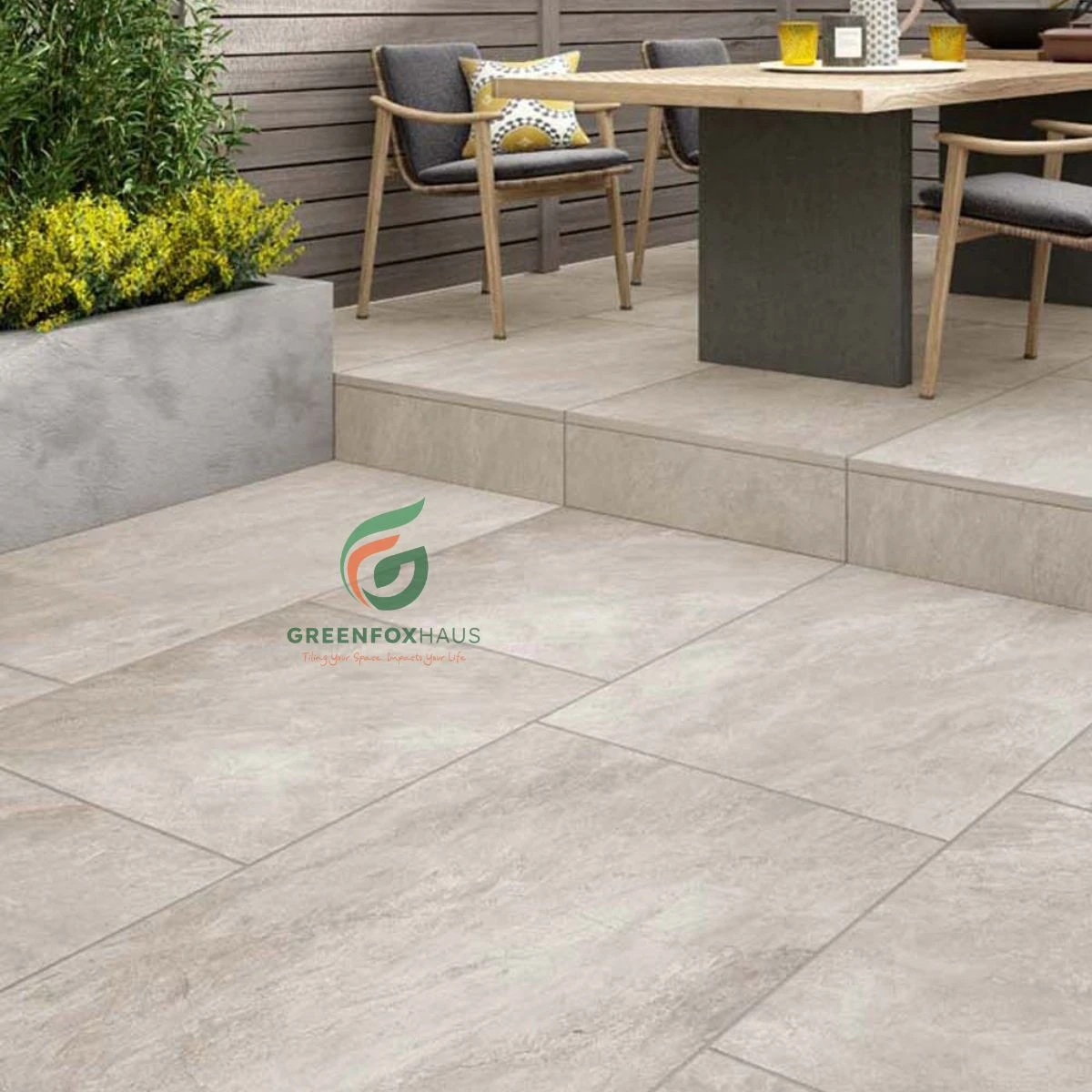 Gạch terrazzo vân đá tông xám lát sân ngoài trời chống trơn cho khu vực patio hiện đại