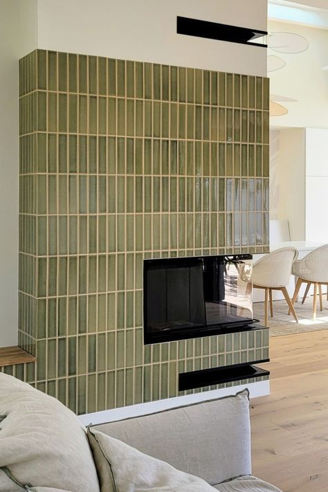 Gạch “kitkat”/mosaic thanh đứng màu xanh rêu ốp khối trang trí