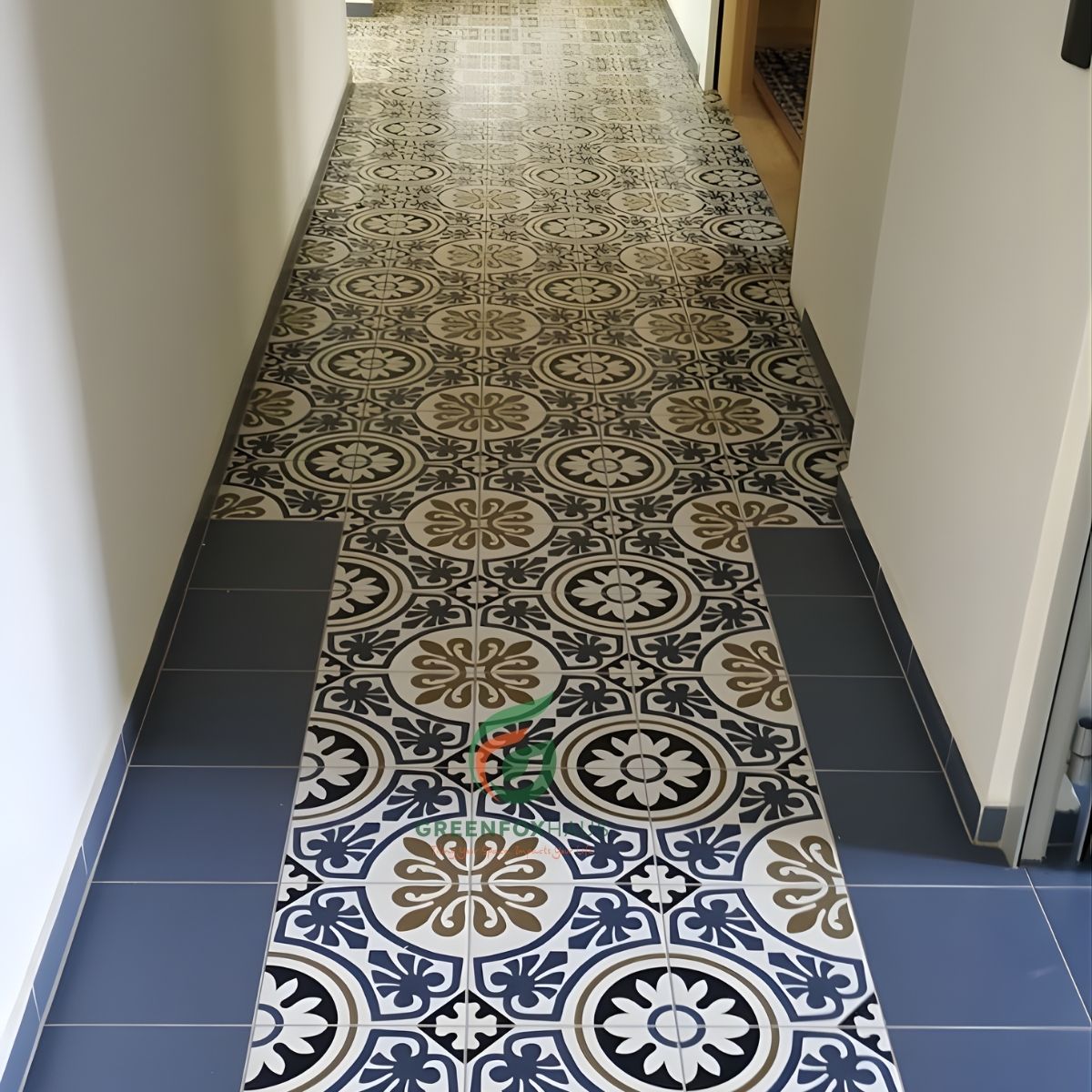 gạch bông xưa lát nền hoa văn cổ tông đen be cho hành lang phong cách cổ điển