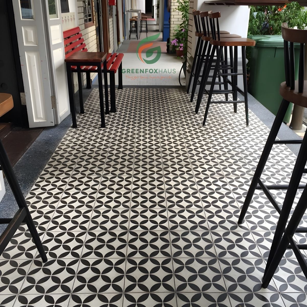 gạch bông lát nền đơn sắc đen trắng họa tiết hình học 20x20 cho quán cafe phong cách retro