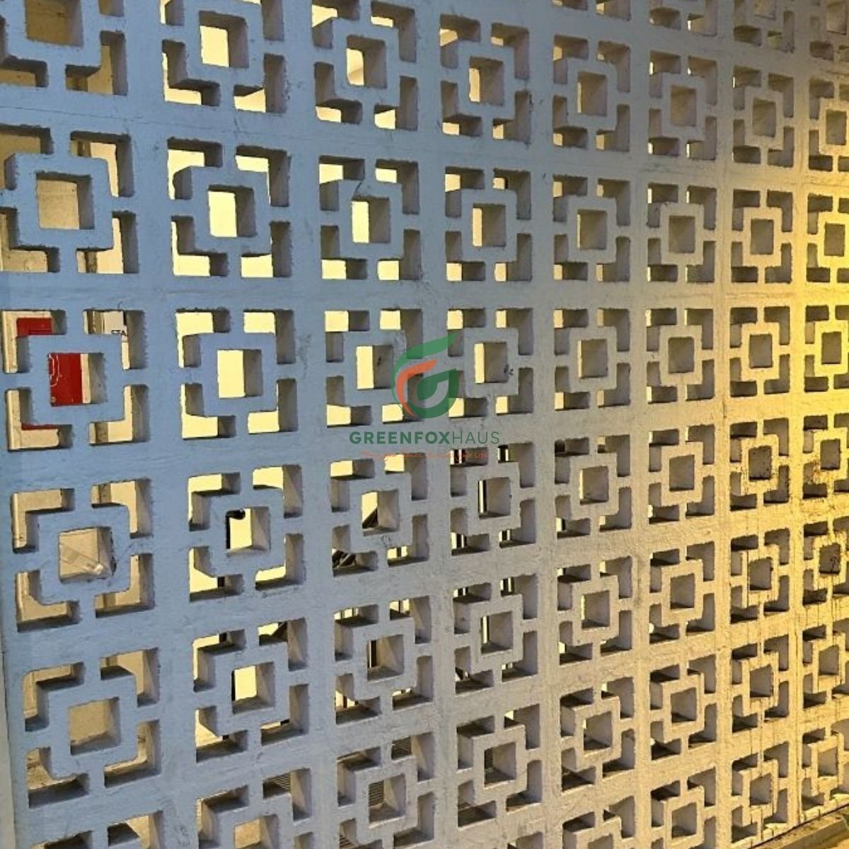 gạch bông gió xây tường ngoài trời giúp giảm nắng và tạo hiệu ứng ánh sáng