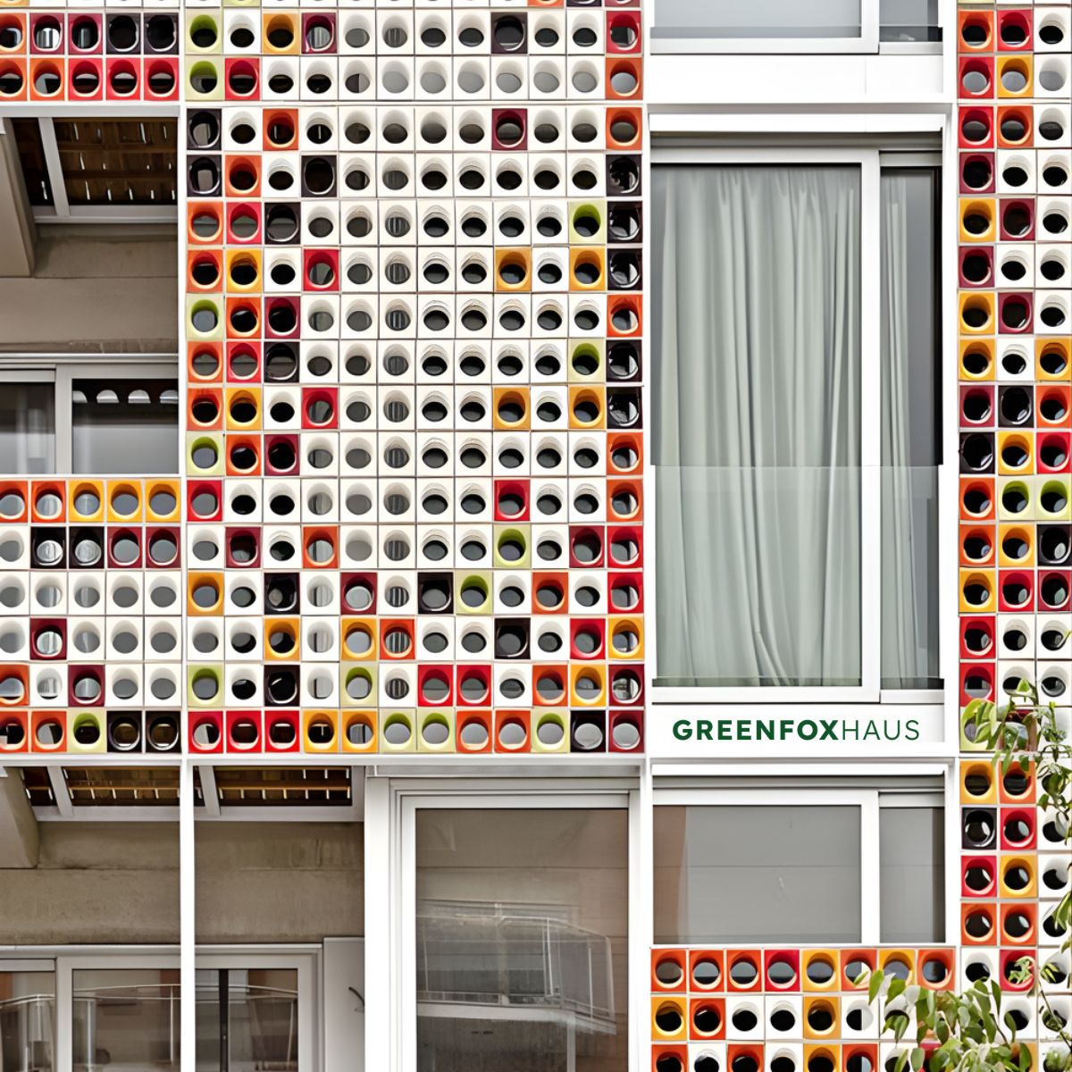 gạch bông gió màu ốp mặt tiền, gạch thông gió trang trí ngoại thất chống thấm và chống rêu mốc