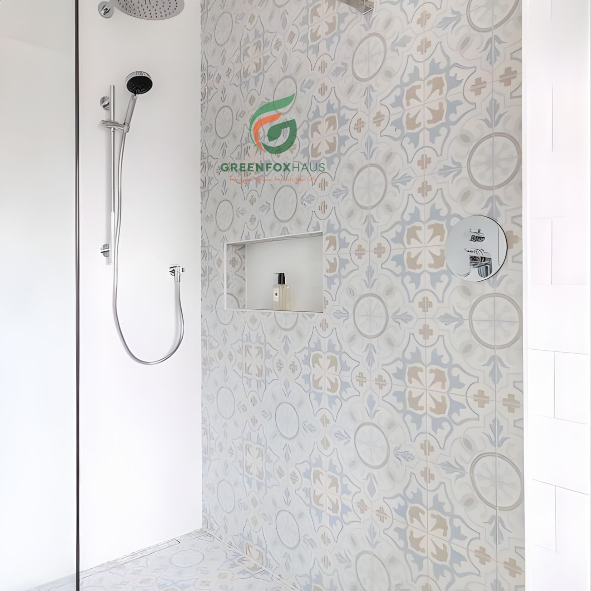 gạch ốp nhà vệ sinh 30x60 kết hợp gạch bông trang trí, gạch ốp tường vệ sinh