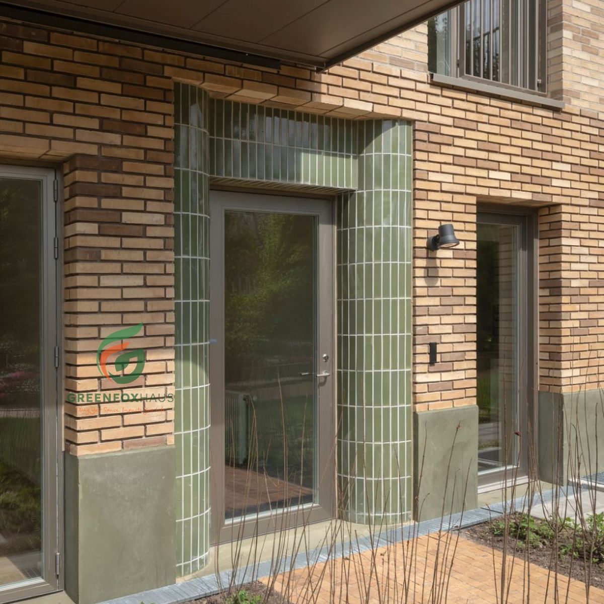 gạch thẻ ốp tường ngoại thất màu xanh trang trí mặt tiền nhà chống thấm bền màu