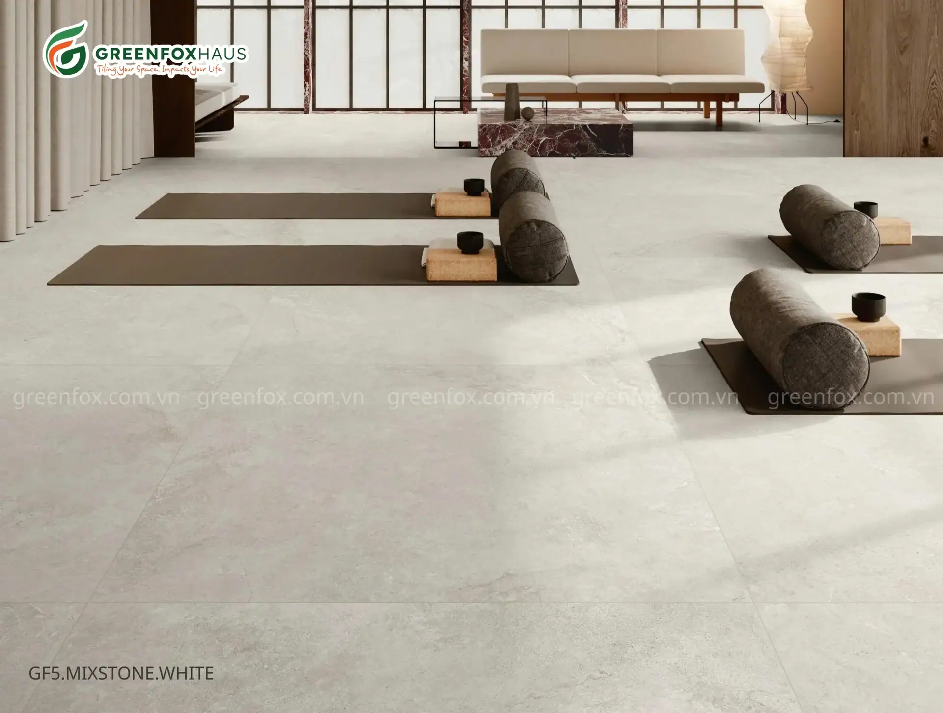 Gạch lát nền Big Slab Matt GF5.MIXSTONE.WHITE 1200x1200mm vân stone màu trắng trong không gian yoga, tạo cảm giác thư thái và hài hòa.